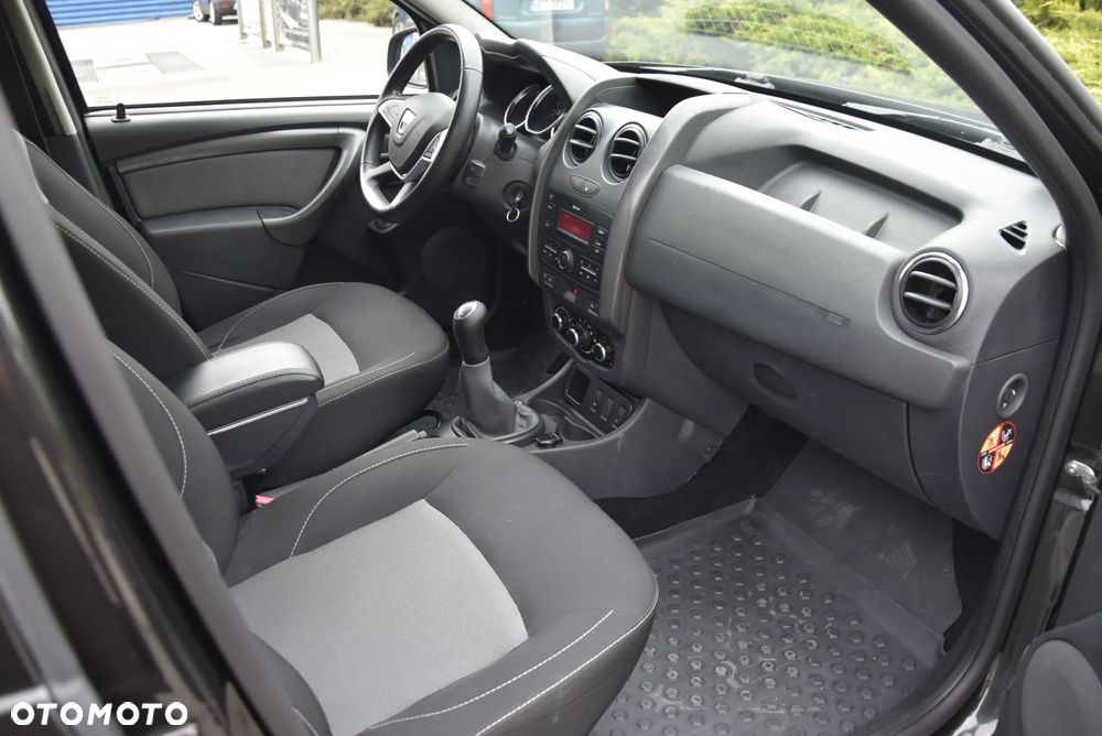 Dacia Duster 1.6 SCe Access S&S - 12