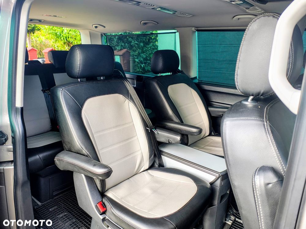 Volkswagen Multivan - 8