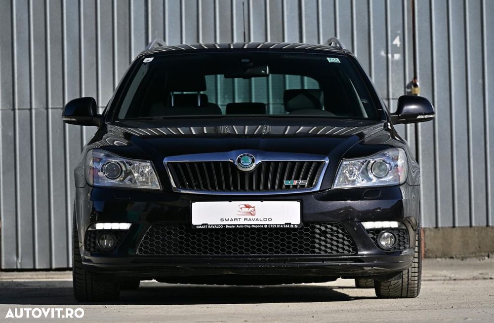 Skoda Octavia 2.0 TDI DPF RS - 3