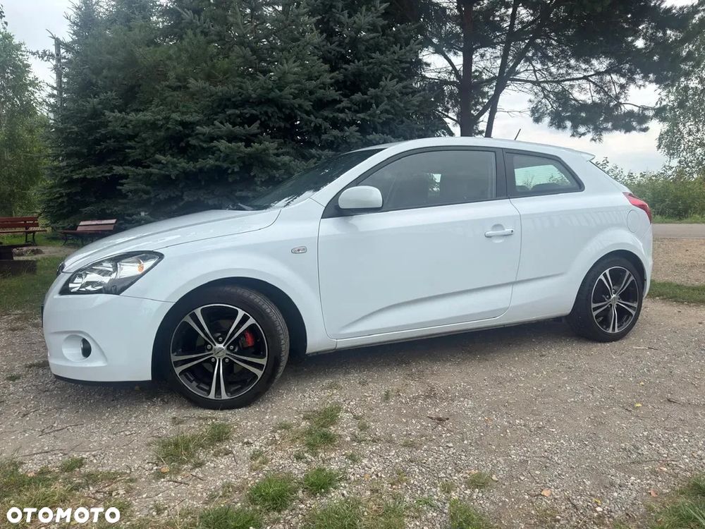 Kia ProCeed - 5