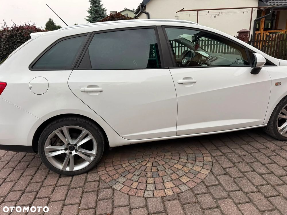 Seat Ibiza 1.6 TDI DPF Style - 4