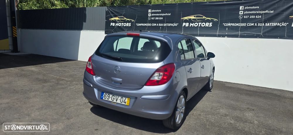 Opel Corsa 1.3 CDTI Enjoy EcoFLEX - 23