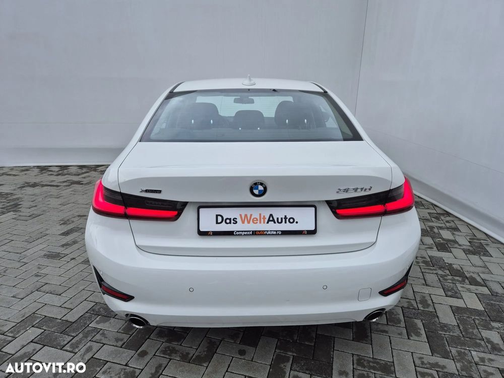 BMW Seria 3 320d xDrive AT MHEV - 4