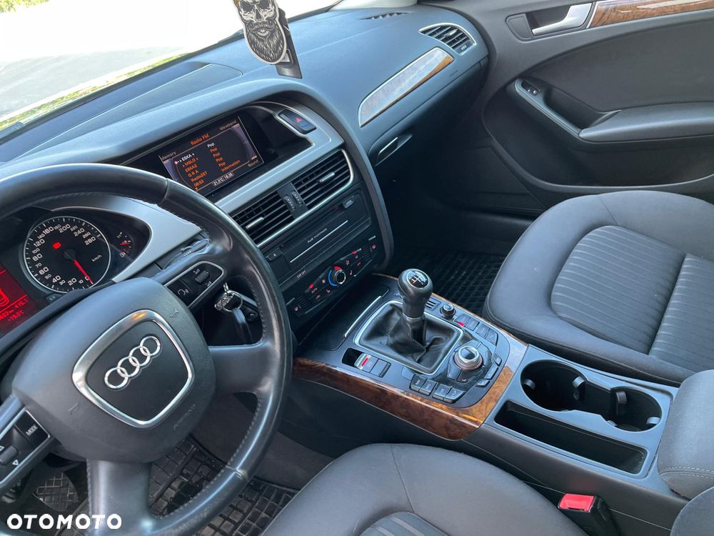 Audi A4 Avant 1.8 TFSI Ambiente - 13
