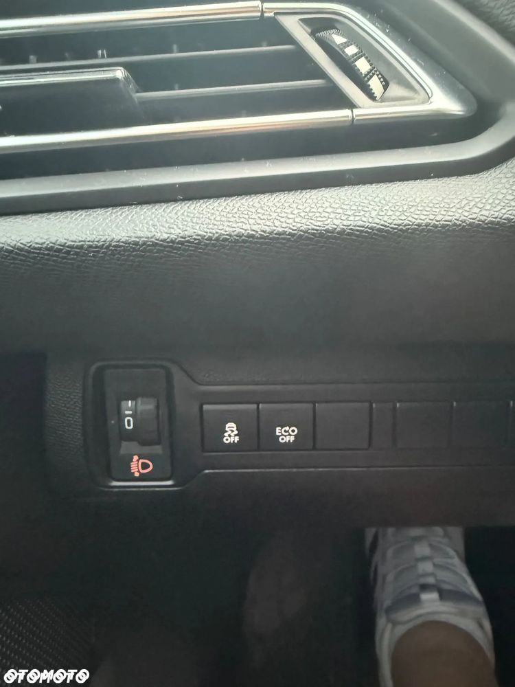 Peugeot 308 1.6 BlueHDi Active S&S - 15