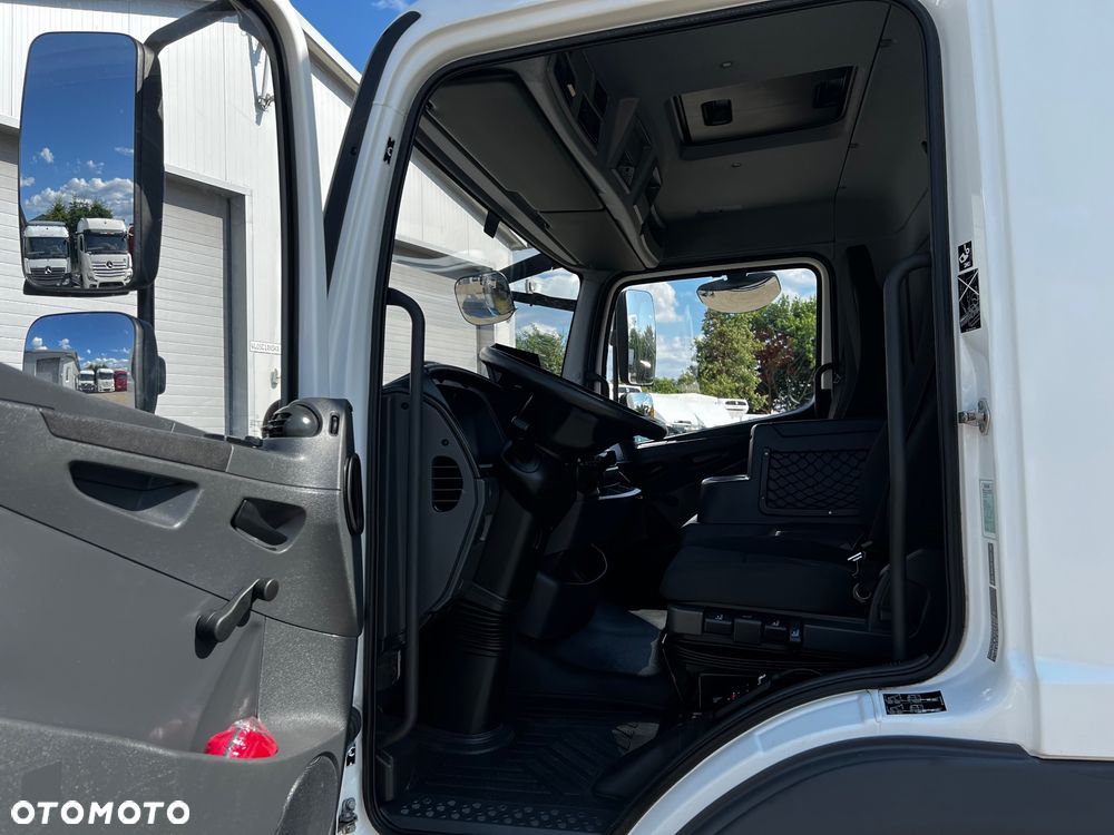 Mercedes-Benz ATEGO - 25