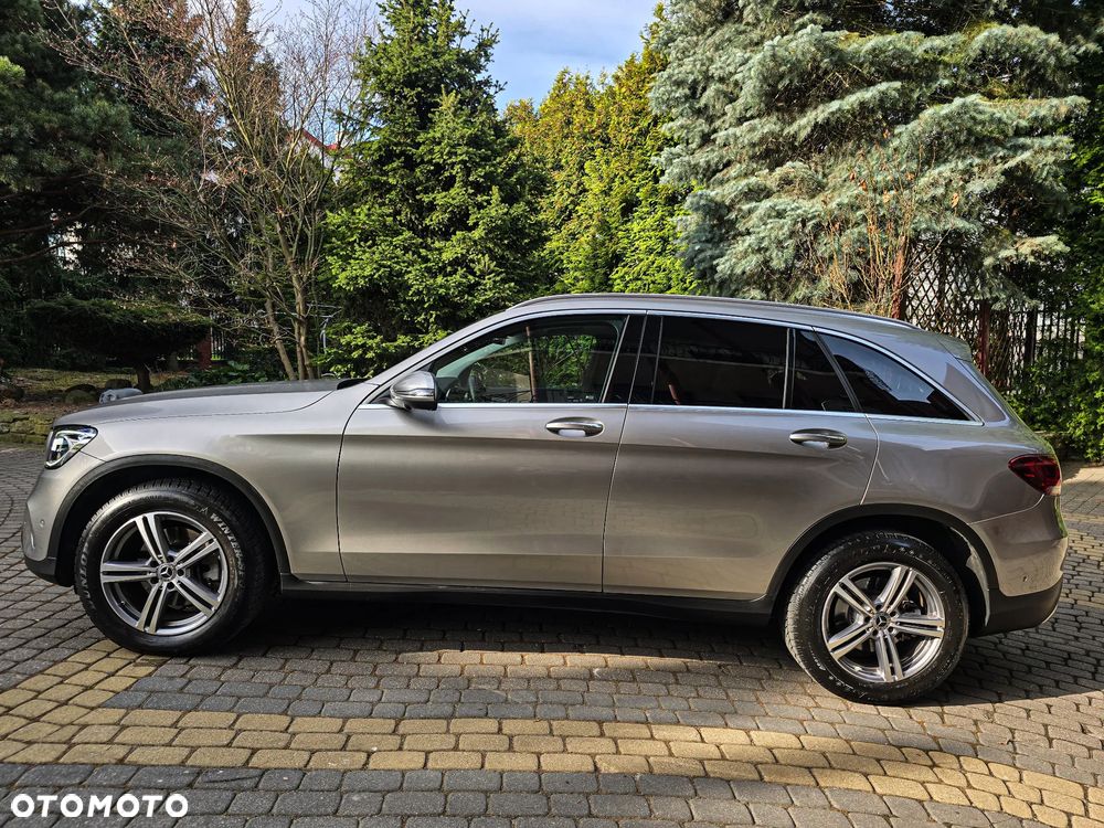 Mercedes-Benz GLC 300 4Matic 9G-TRONIC - 4