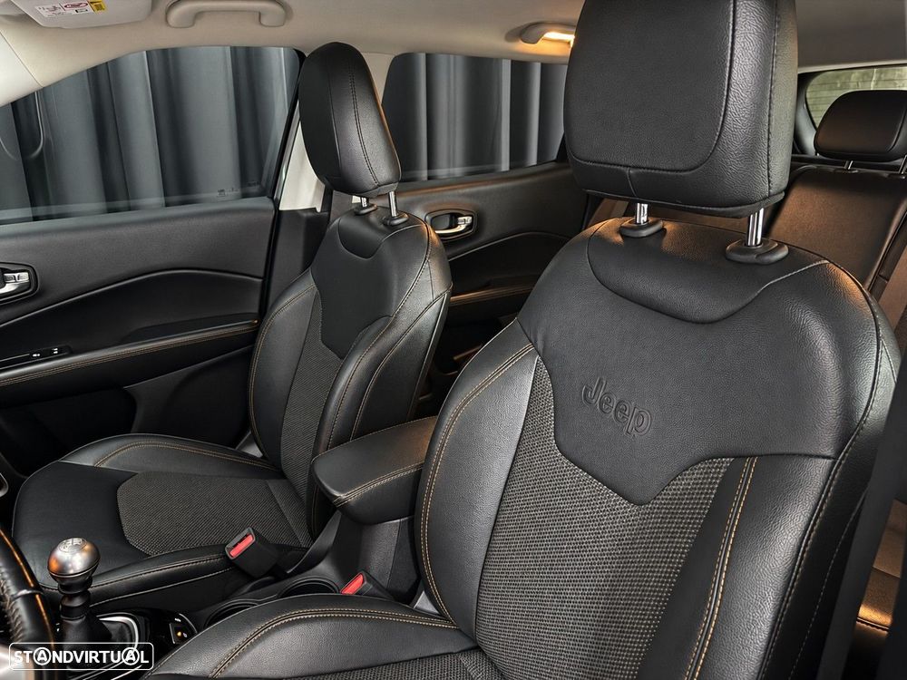 Jeep Compass 1.6 M-Jet Limited - 9