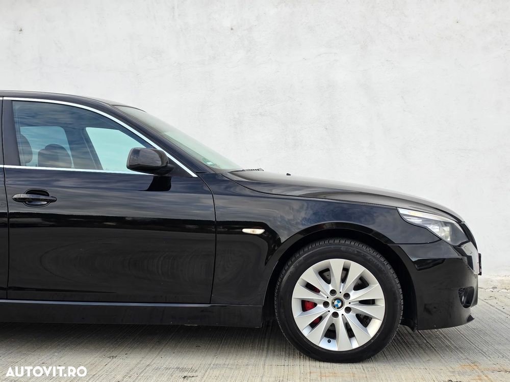 BMW Seria 5 520d Aut. Edition Exclusive - 11