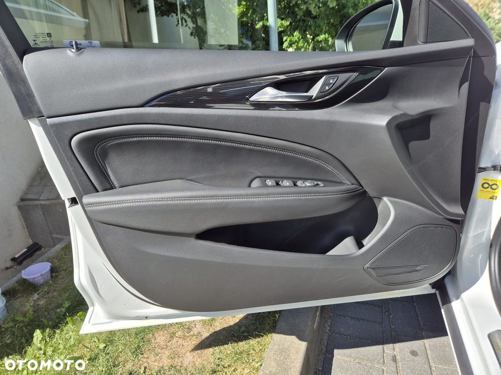 Opel Insignia 1.5 T GPF Exclusive S&S - 16