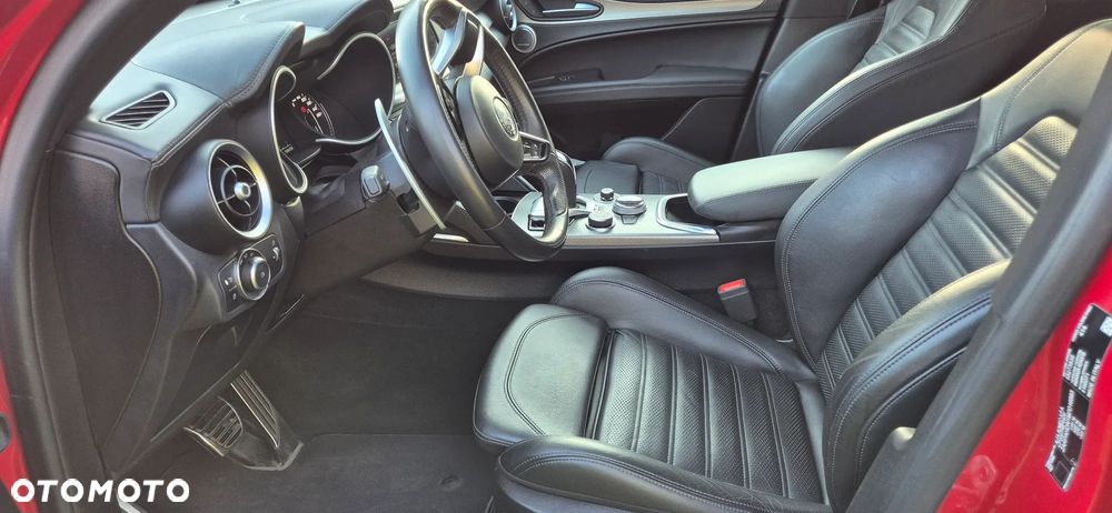 Alfa Romeo Stelvio 2.0 Turbo Veloce Q4 - 15