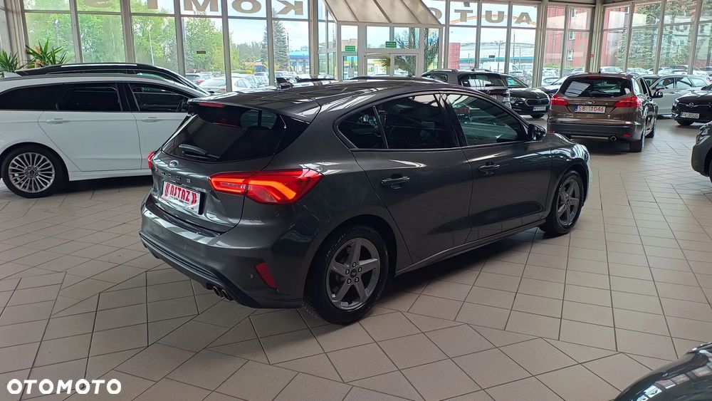 Ford Focus 1.5 EcoBoost ST-Line - 6