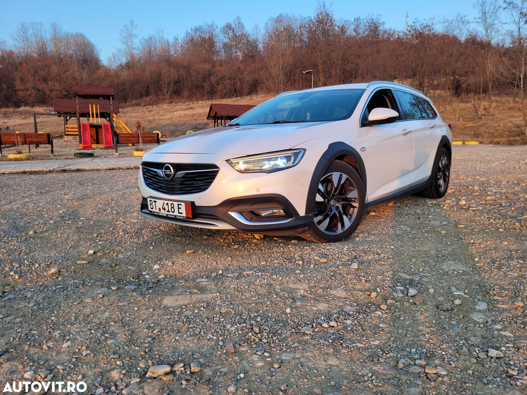 Opel Insignia Country Tourer 2.0 BiTrb D 4x4 Automatik Exclusive - 6