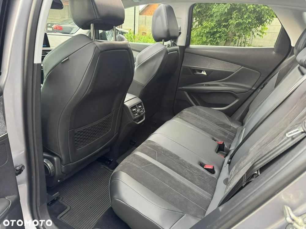Peugeot 3008 1.6 PureTech GPF Crossway S&S EAT8 - 18
