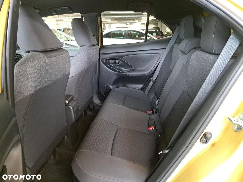 Toyota Yaris Cross Hybrid 1.5 Comfort - 25