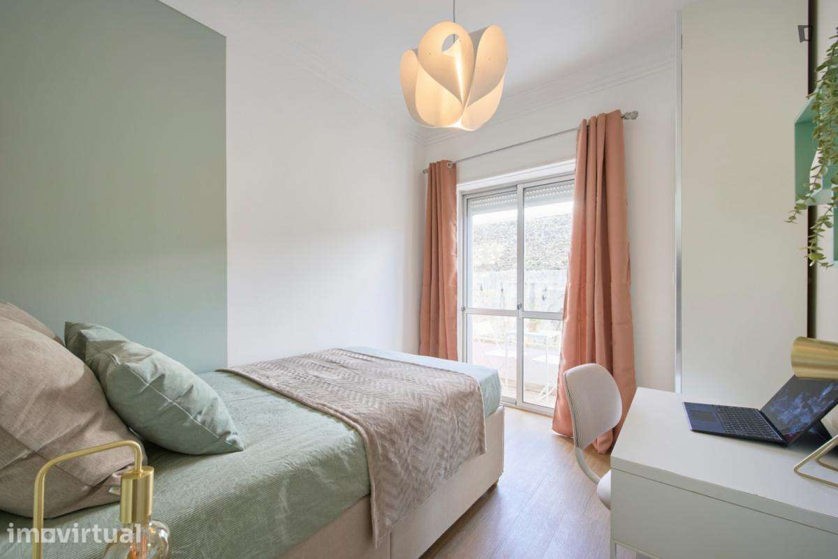 Quarto - localizado em Amadora Lisbon - Grande imagem: 2/27