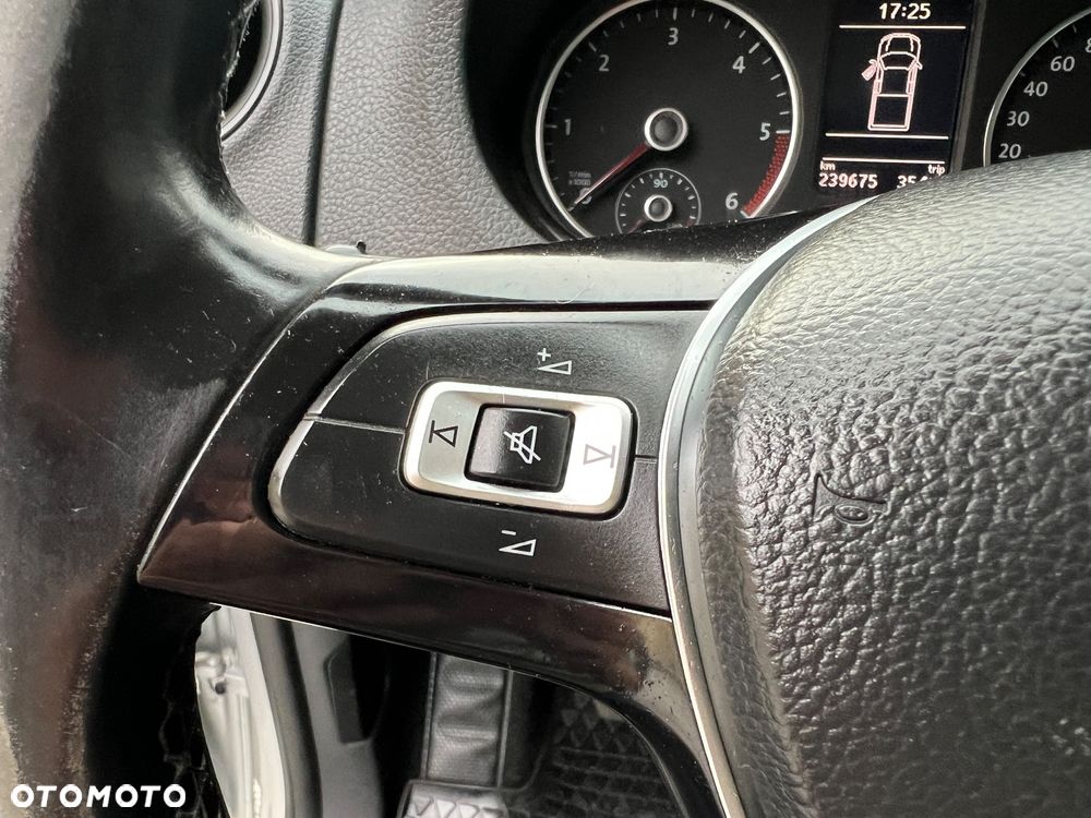 Volkswagen Amarok Double Cab 2.0 TDi 4MOTION Trendline - 21