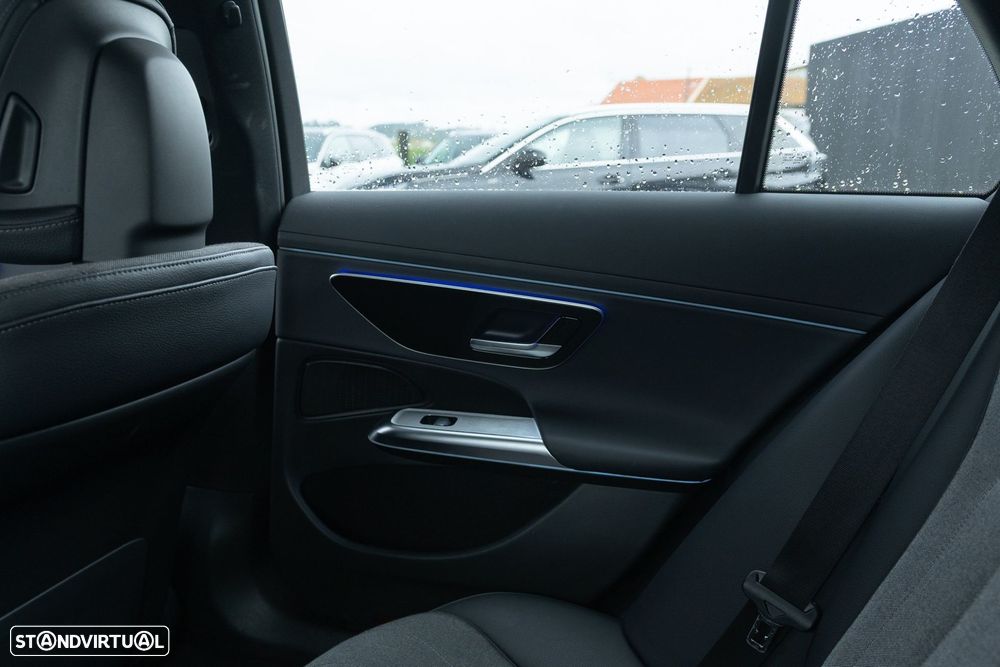 Mercedes-Benz E 300 - 18