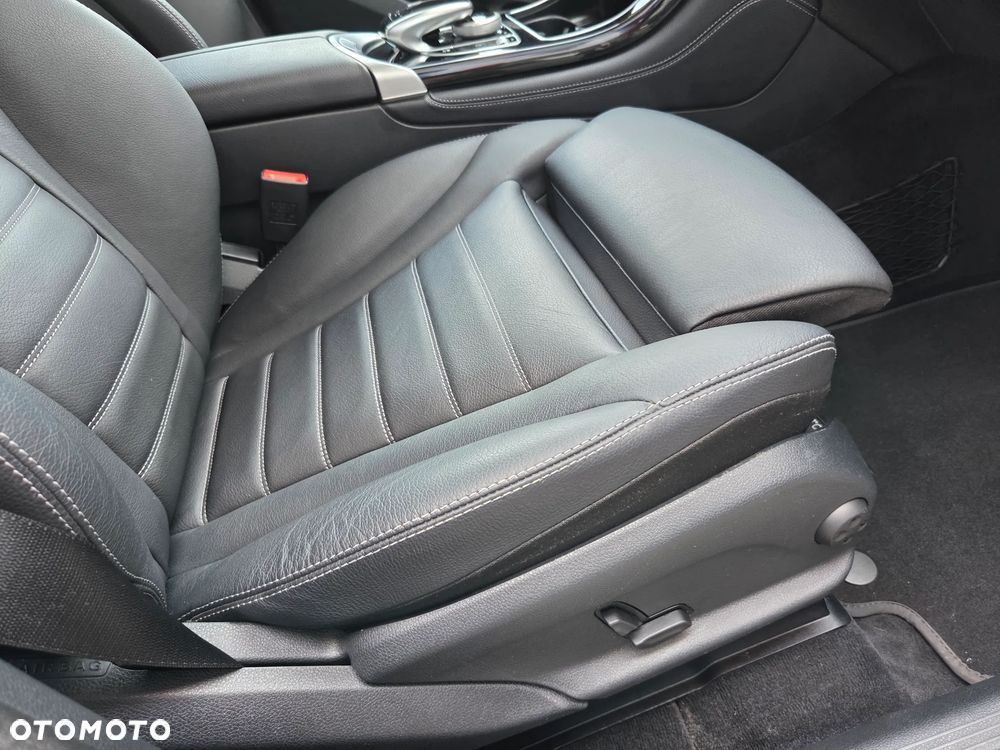 Mercedes-Benz GLC 250 4Matic 9G-TRONIC - 16