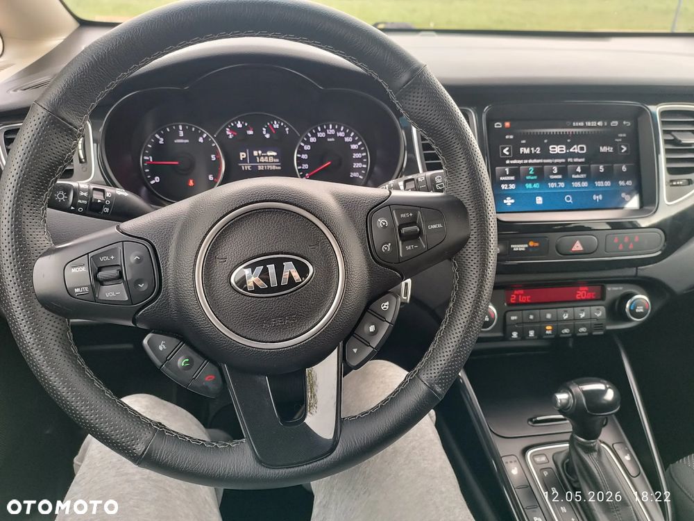 Kia Carens 1.7 CRDi L 7os - 5