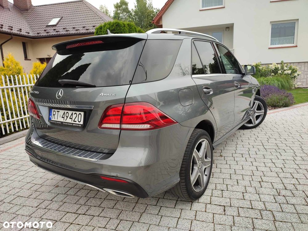 Mercedes-Benz GLE 250 d 4-Matic - 6