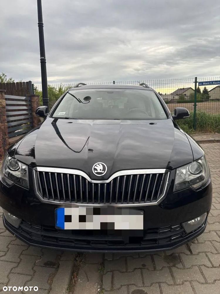Skoda Superb ver-iii-combi-diesel-active - 2