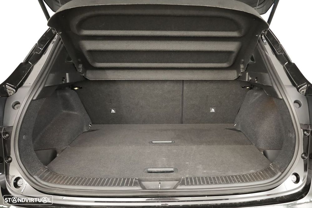 Nissan Qashqai 1.3 DIG-T N-Connecta LED Xtronic - 25