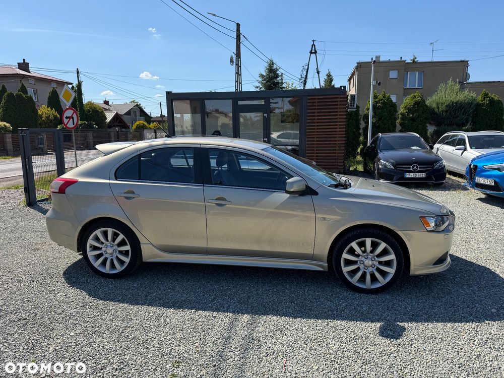 Mitsubishi Lancer 1.8 CVT Instyle - 10