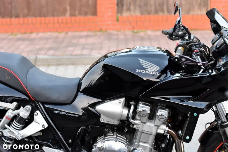 Honda CB - 10