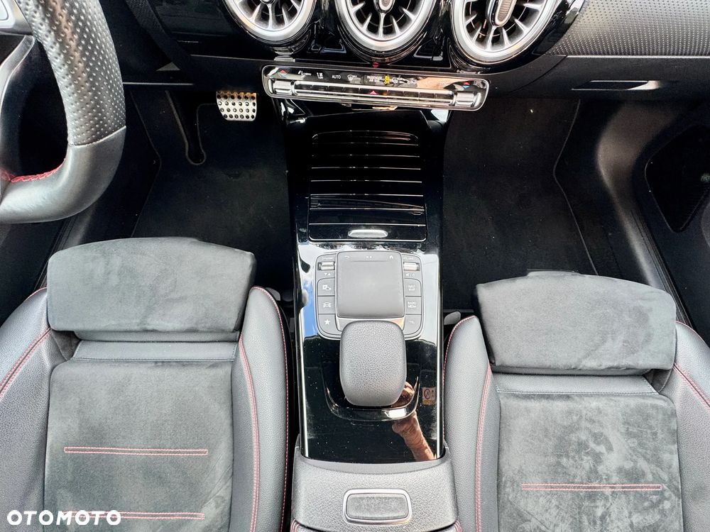 Mercedes-Benz Klasa A 200 7G-DCT Advanced AMG Line - 17