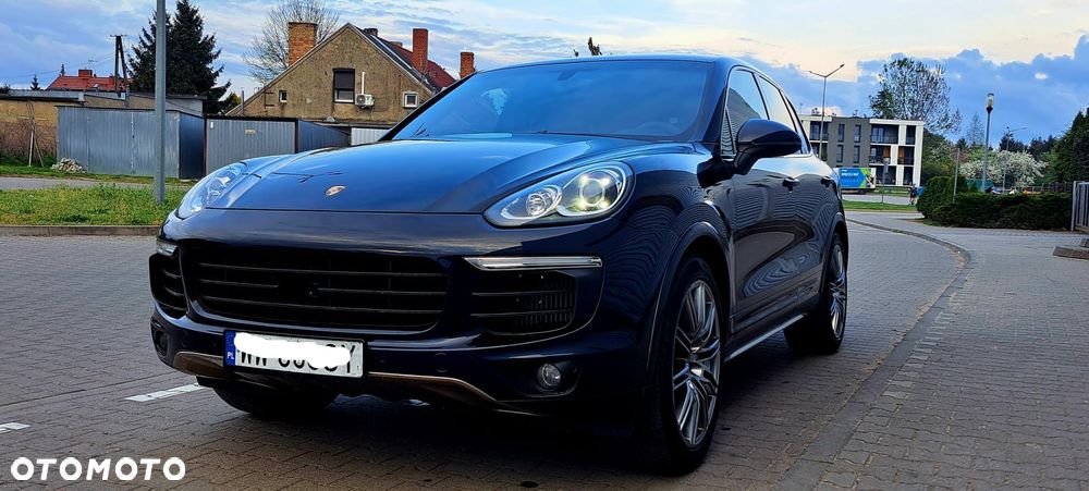 Porsche Cayenne S Diesel Platinum Edition - 10