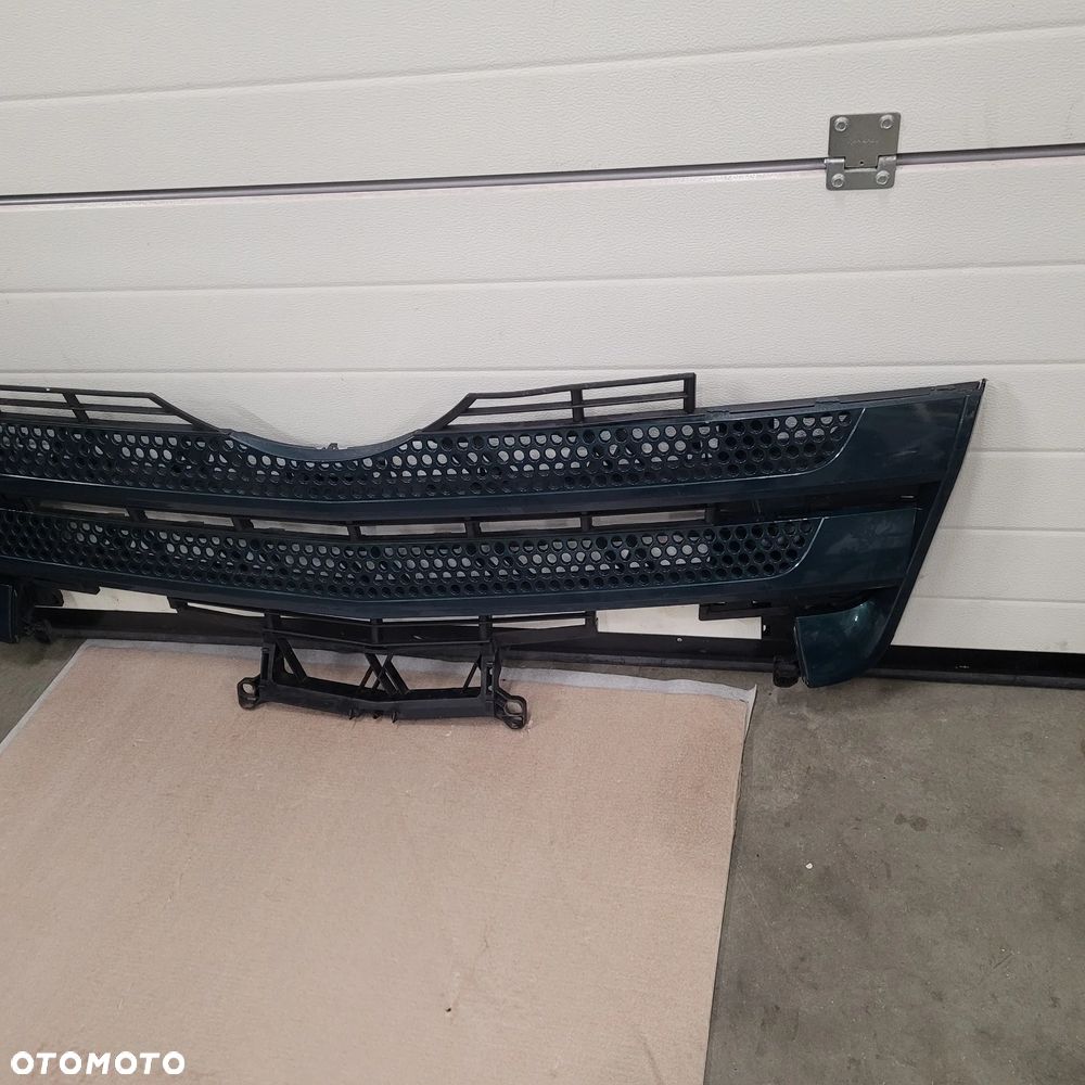 GRILL MERCEDES ACTROS MP4 ORYGINAŁ - 2
