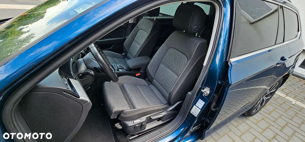 Volkswagen Passat 2.0 TSI Business DSG - 16