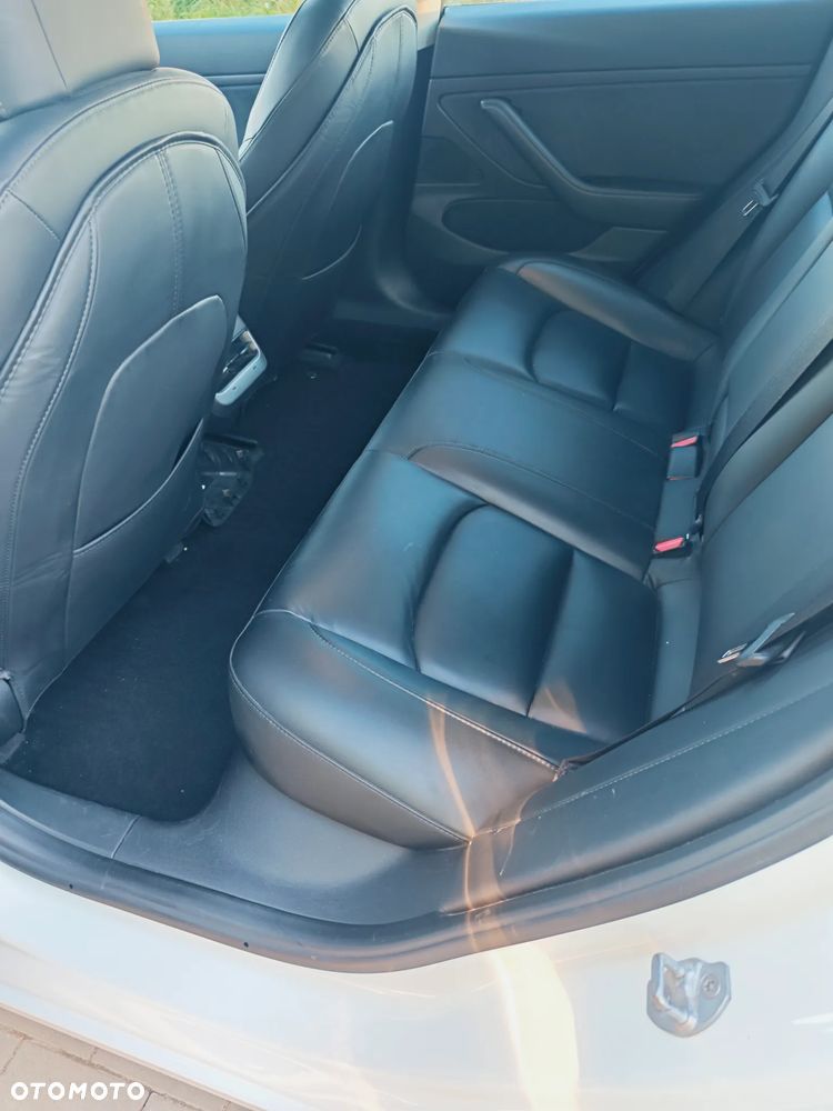 Tesla Model 3 Standard Range Plus - 17