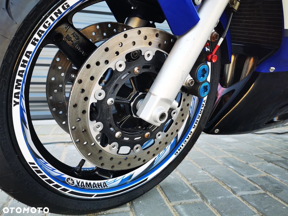 Yamaha R6 - 13