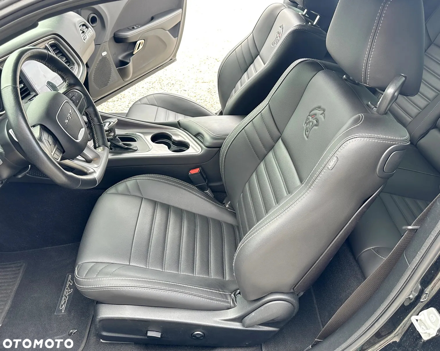 Dodge Challenger 6.2 Hellcat - 9