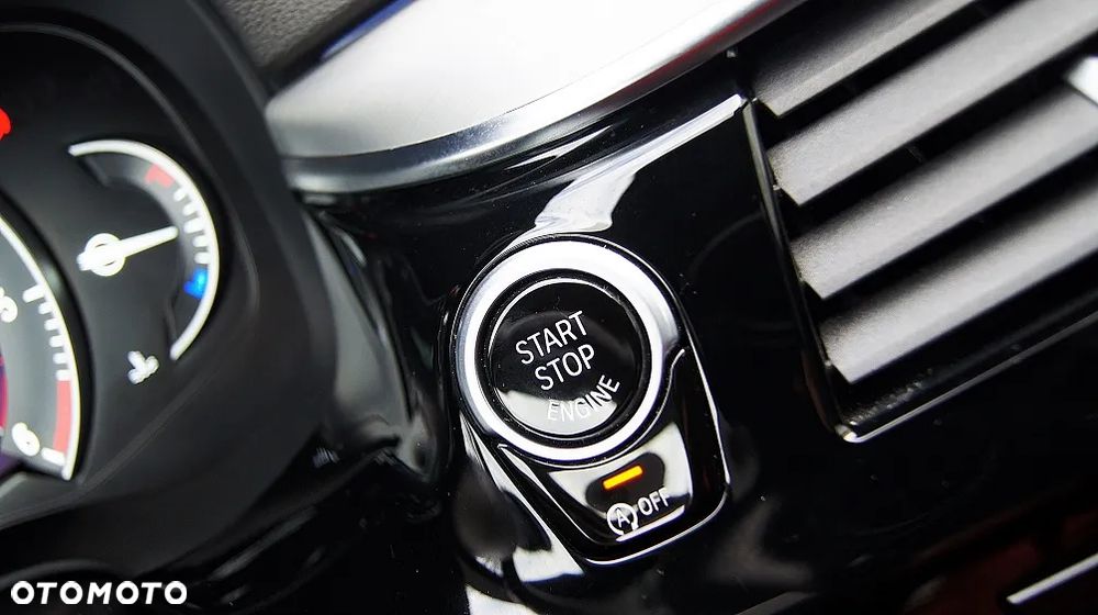 BMW Seria 5 520d xDrive M Sport sport - 34
