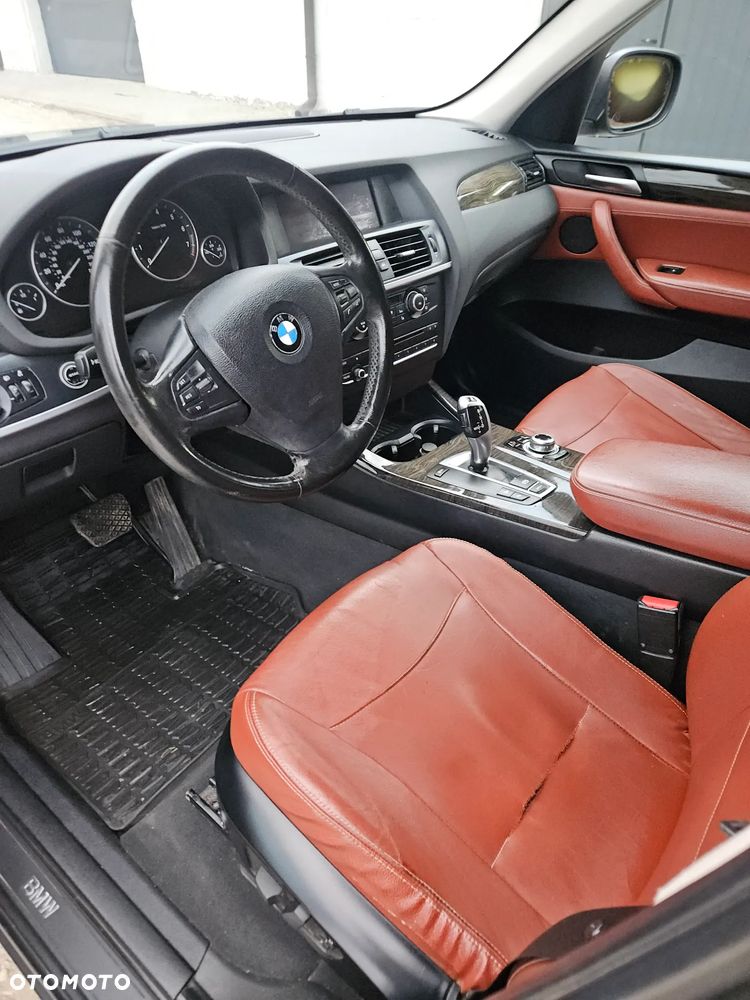 BMW X3 28i xDrive - 12