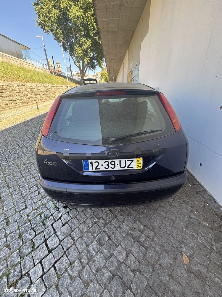 Ford Focus 1.4 Trend - 9