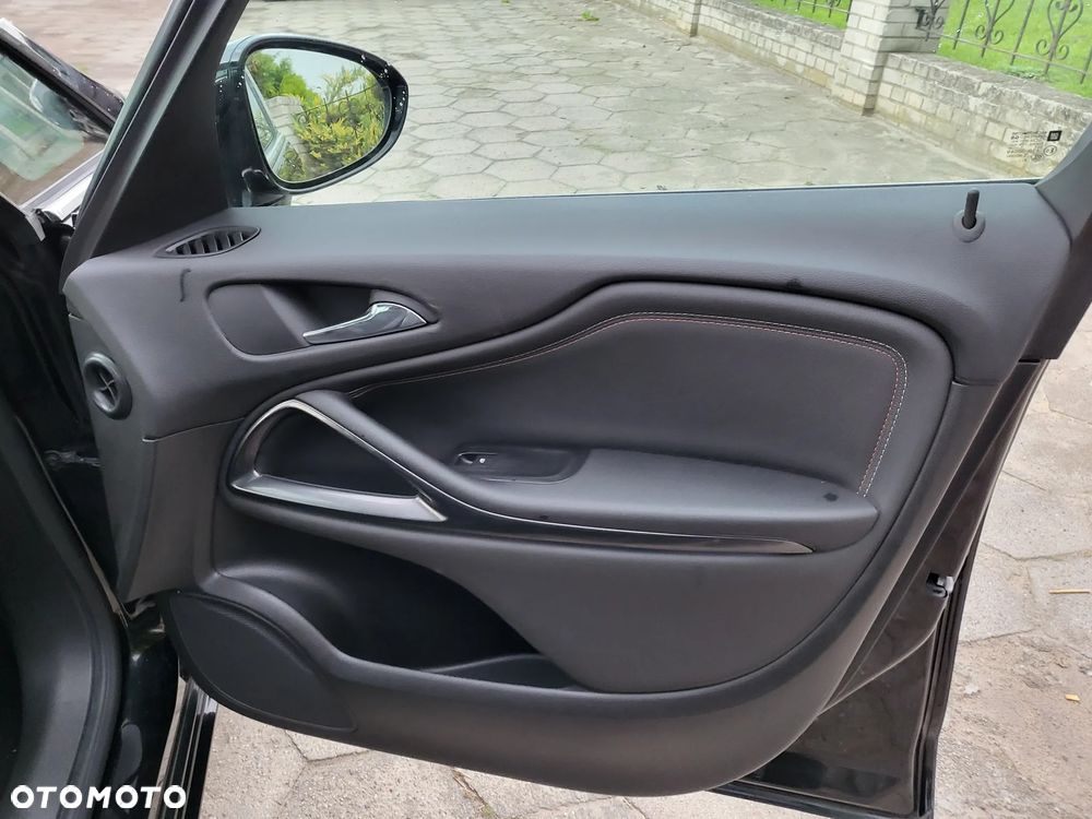 Opel Zafira 1.6 T Enjoy - 17