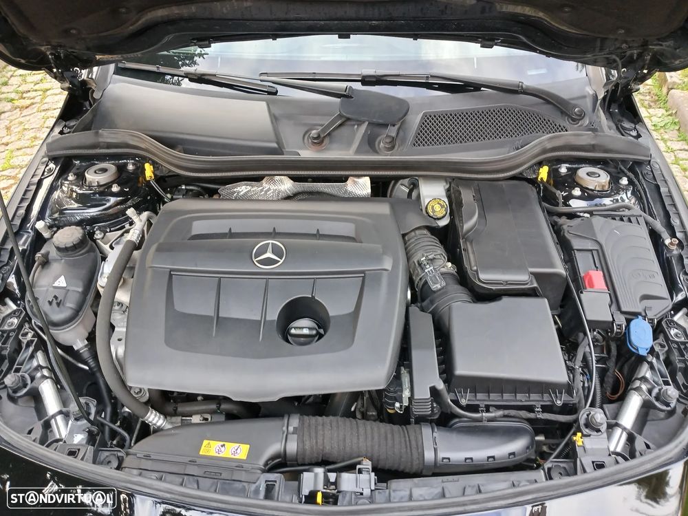 Mercedes-Benz CLA 180 d AMG Line - 17
