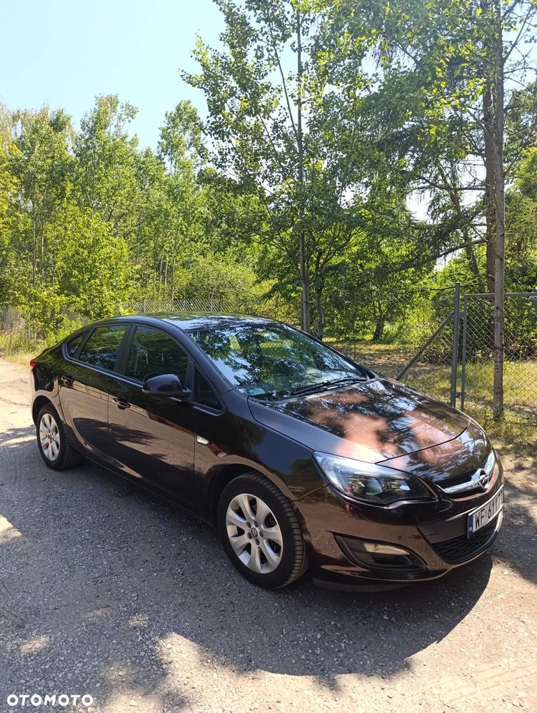Opel Astra 1.6 Active EU6 - 1