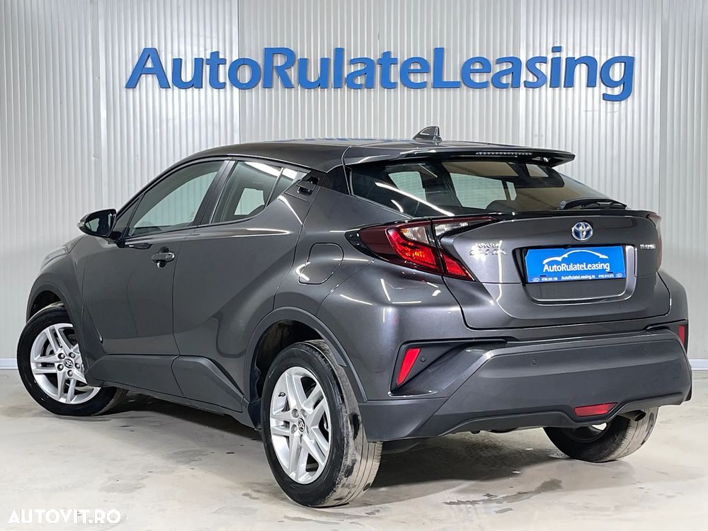 Toyota C-HR - 4