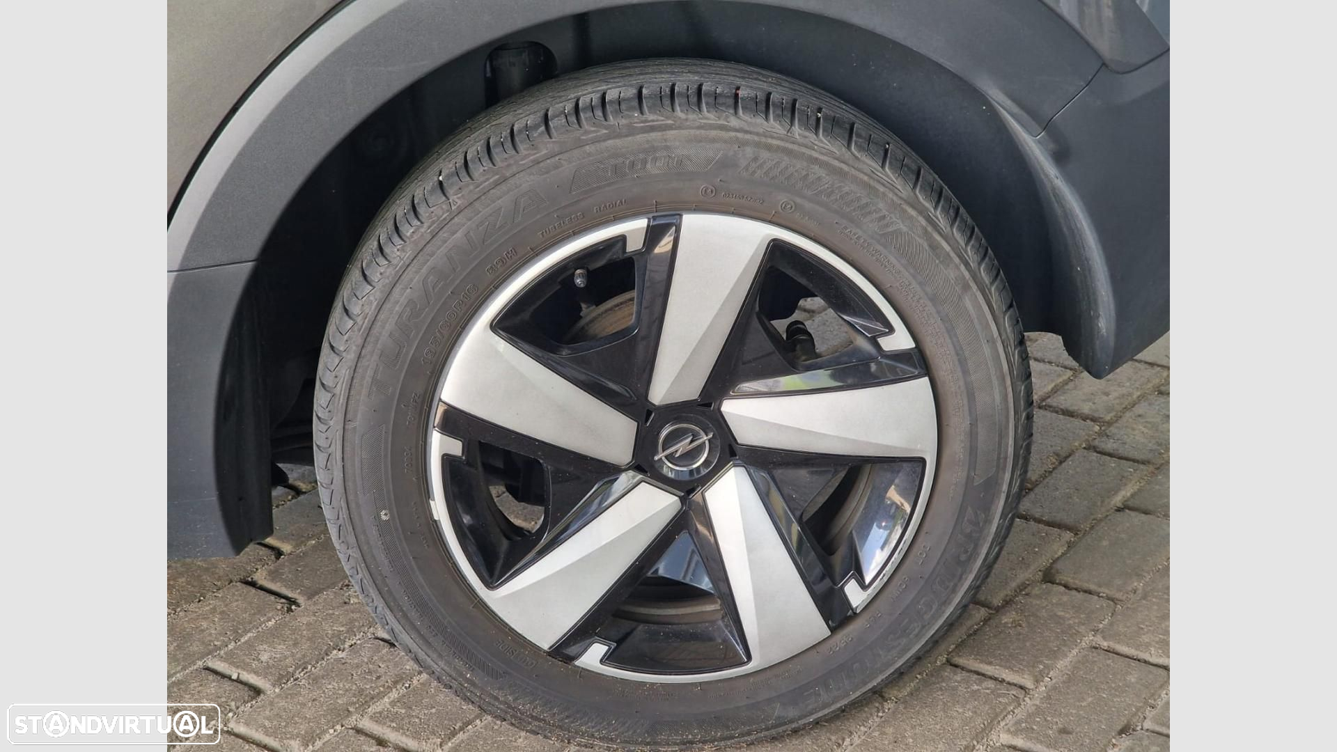 Opel Crossland 1.5 D Business - 30