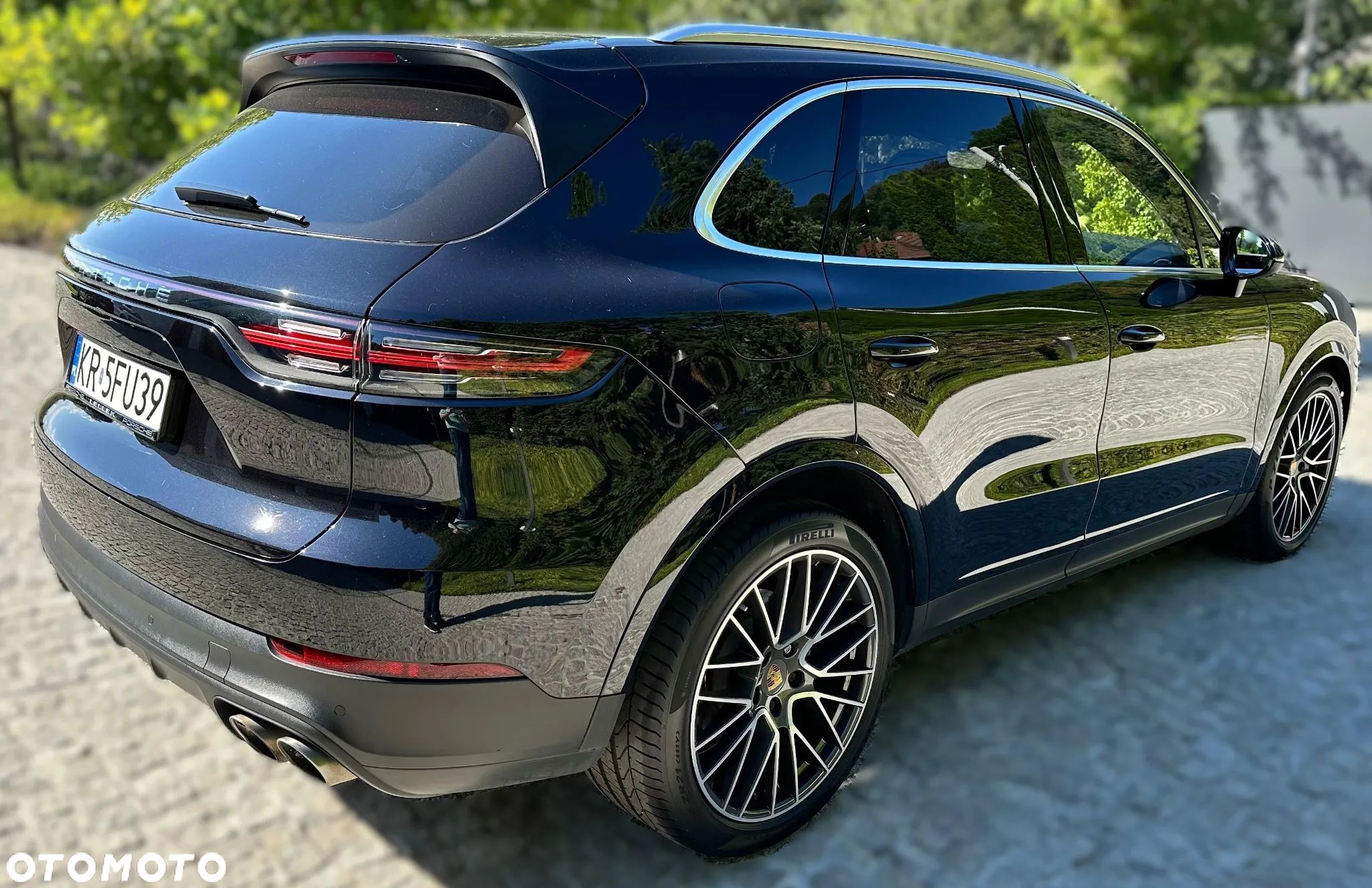 Porsche Cayenne S - 1