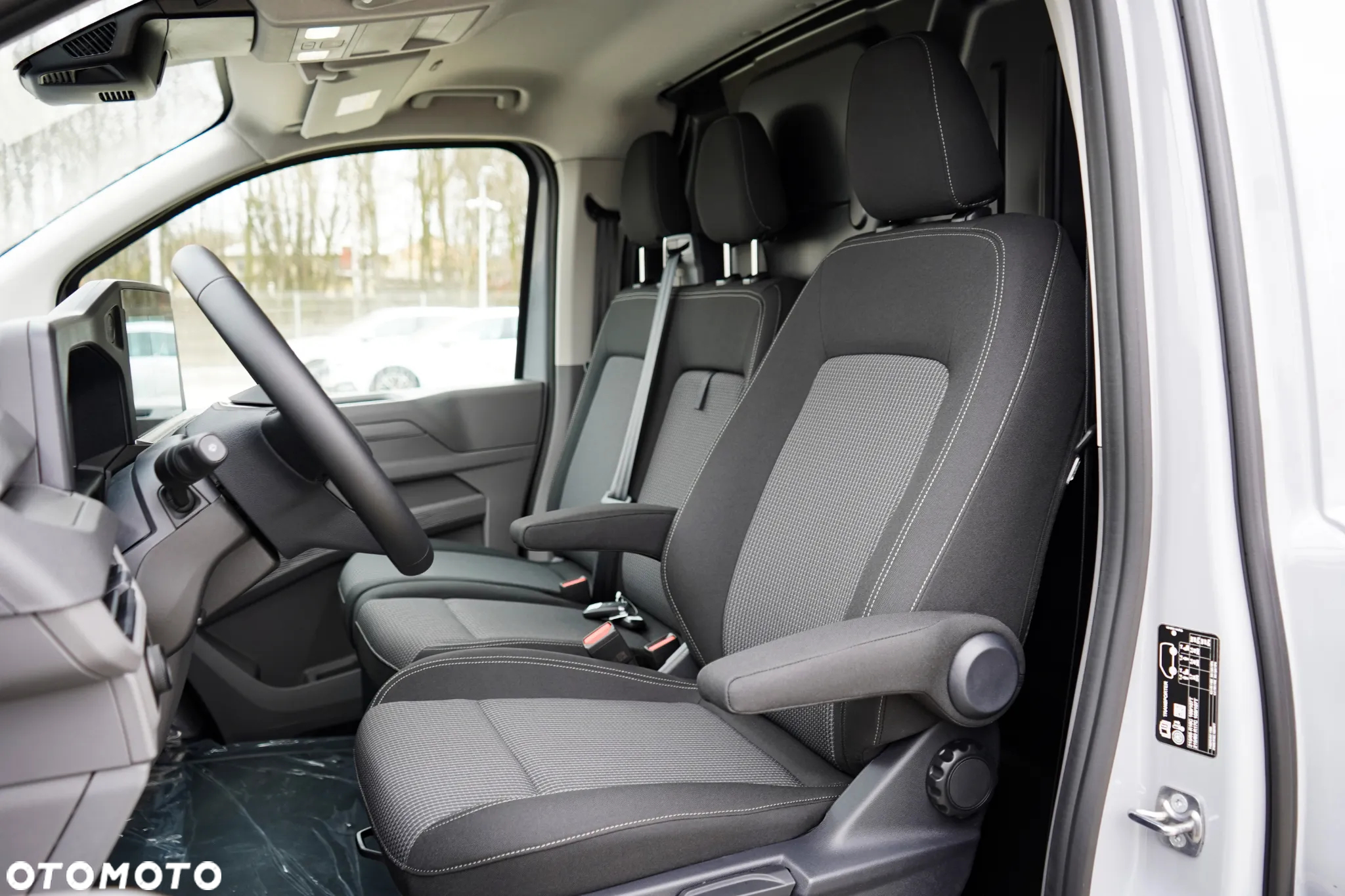 Volkswagen T7 Transporter - 19