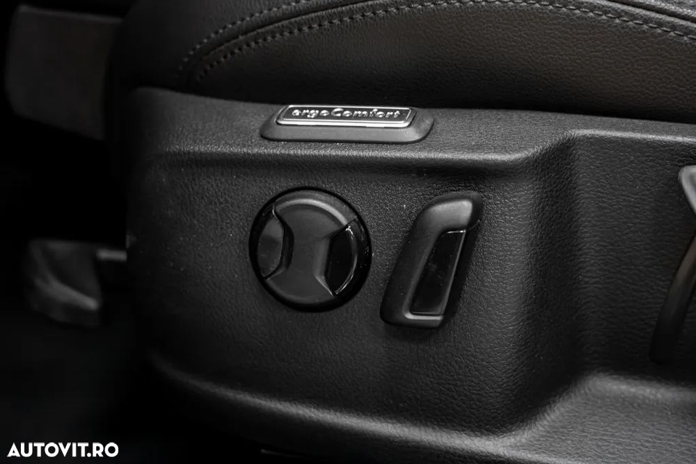 Volkswagen Passat Variant 2.0 TDI DSG R Executive - 21