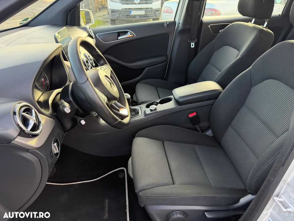 Mercedes-Benz B 180 d BlueEfficiency Edition Style - 23