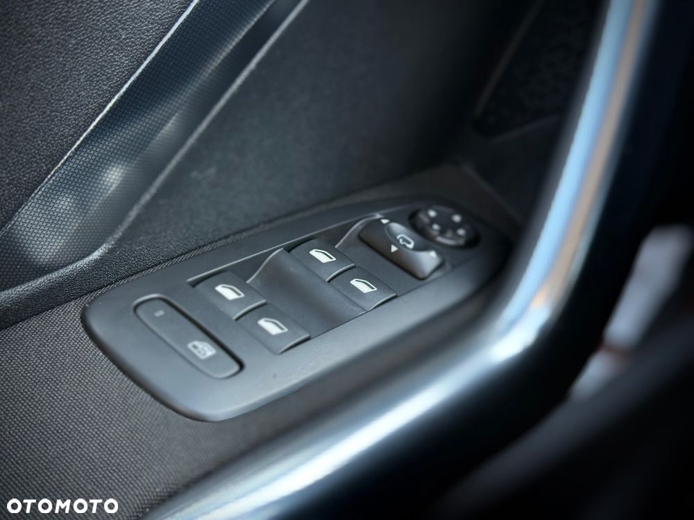 Peugeot 2008 PureTech 110 Stop&Start Allure - 27