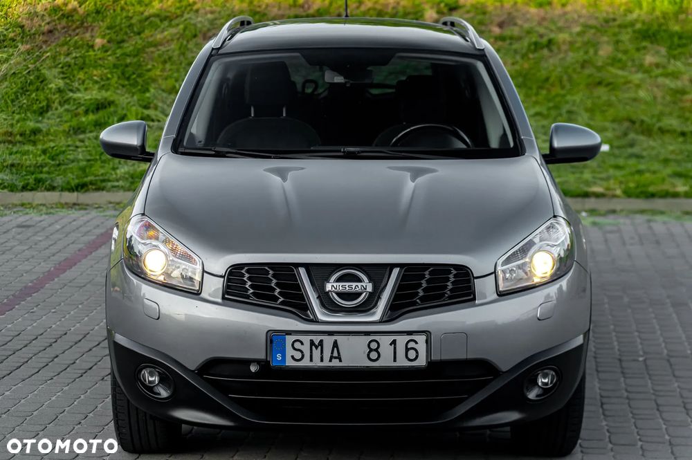 Nissan Qashqai+2 2.0 4x4 Tekna Premium - 2
